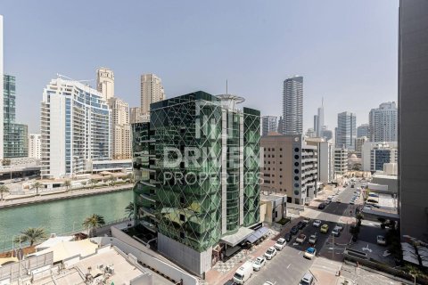Apartament de închiriat în Dubai Marina, Dubai, EAU 3 dormitoare, 285.77 mp.  №746605 - poză 16