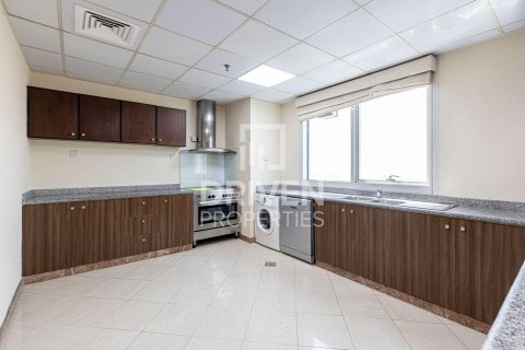 Apartament de închiriat în Dubai Marina, Dubai, EAU 3 dormitoare, 285.77 mp.  №746605 - poză 4