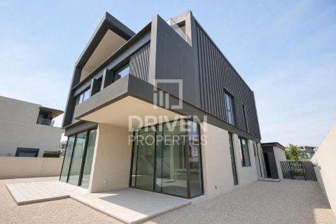 Vila v Nadd Al Sheba, Dubai, SAE 5 ložnice, 788.47 m² Č.: 745104 - fotografie 1