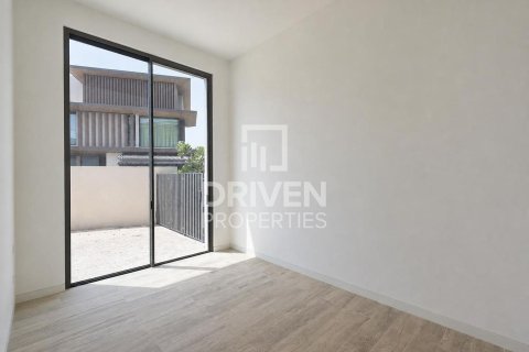 Vila v Nadd Al Sheba, Dubai, SAE 5 ložnice, 788.47 m² Č.: 745104 - fotografie 7