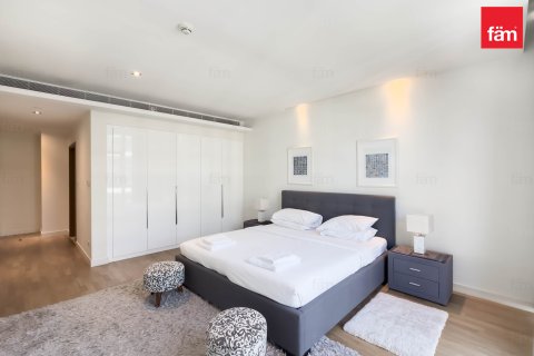 Apartament de închiriat în City Walk, Dubai, EAU 2 dormitoare, 177.4 mp.  №703602 - poză 7