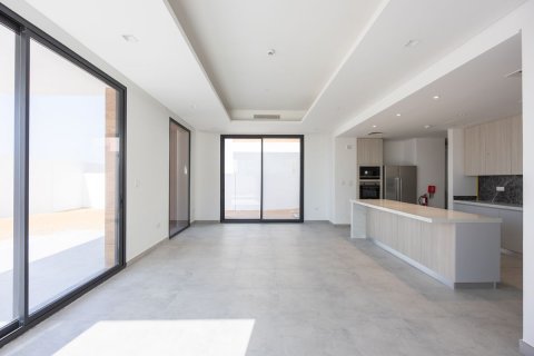Saadiyat Island, Abu Dhabi, UAE의 임대용 상업용 부동산 침실 5개, 636제곱미터 번호 595048 - 사진 2