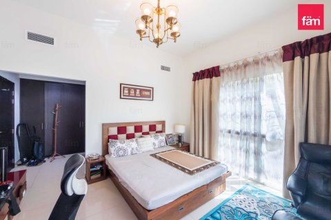 Müüa villa asukohaga Dubai, AÜE: 5 magamistoaga, 613.2 m² Nr 769258 - pilt 16
