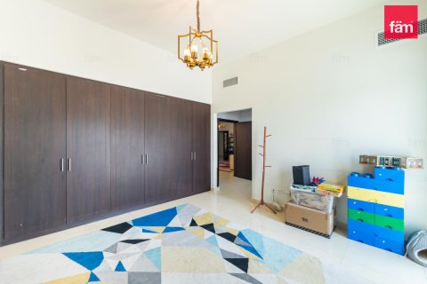Müüa villa asukohaga Dubai, AÜE: 5 magamistoaga, 613.2 m² Nr 769258 - pilt 17