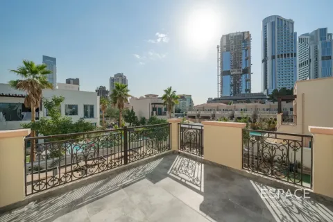 Villa in Jumeirah Village Triangle, Dubai, UAE 3 bedrooms, 362 sq.m. № 737809 - photo 19