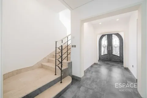 Villa in Jumeirah Village Triangle, Dubai, UAE 3 bedrooms, 362 sq.m. № 737809 - photo 11
