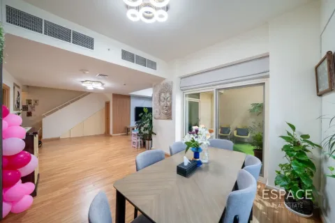 Apartmen di Dubai Marina, UAE 3 bilik tidur, 238 meter persegi № 737808 - foto 6