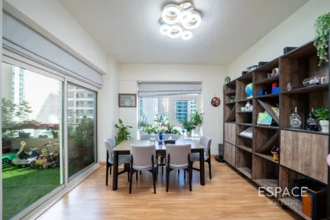 Apartmen di Dubai Marina, UAE 3 bilik tidur, 238 meter persegi № 737808 - foto 5