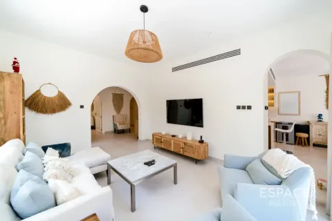 Müüa villa asukohaga The Springs, Dubai, AÜE: 3 magamistoaga, 281 m² Nr 737813 - pilt 3