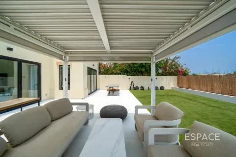 Müüa villa asukohaga The Springs, Dubai, AÜE: 3 magamistoaga, 281 m² Nr 737813 - pilt 19