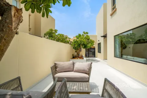 Müüa villa asukohaga The Springs, Dubai, AÜE: 3 magamistoaga, 281 m² Nr 737813 - pilt 20