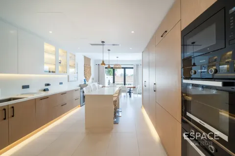 Müüa villa asukohaga The Springs, Dubai, AÜE: 3 magamistoaga, 281 m² Nr 737813 - pilt 6