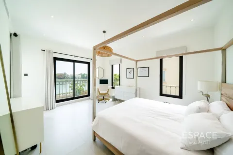 Müüa villa asukohaga The Springs, Dubai, AÜE: 3 magamistoaga, 281 m² Nr 737813 - pilt 12