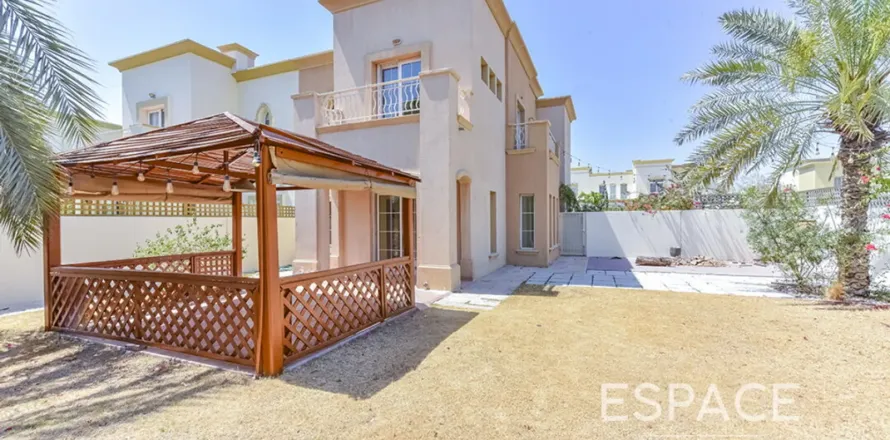 Villa asukohaga The Springs, Dubai, AÜE: 3 magamistoaga, 245 m² Nr 737810