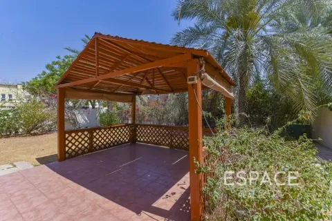 Müüa villa asukohaga The Springs, Dubai, AÜE: 3 magamistoaga, 245 m² Nr 737810 - pilt 14