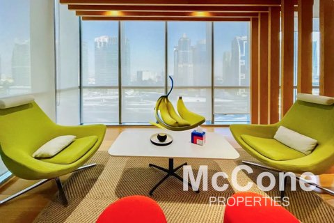 Zyrë në Dubai Marina, Emiratet e Bashkuara Arabe 1055.94 m2. № 587021 - Foto 12