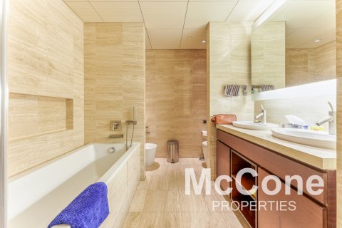 Apartament në Downtown Dubai (Downtown Burj Dubai), Emiratet e Bashkuara Arabe 1 dhomë gjumi, 101.82 m2. № 587039 - Foto 9