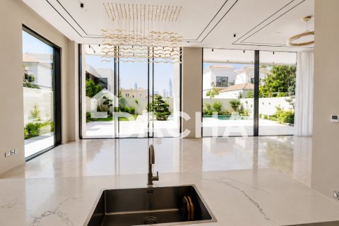 فيلا للبيع في Jumeirah Park، دبي، الإمارات العربية المتحدة 6 غرفة نوم ، 845 متر مربع ، رقم 717678 - صورة 15
