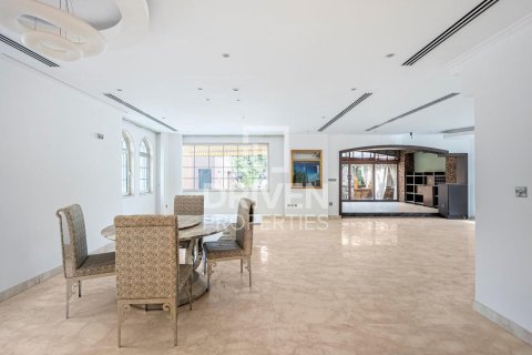 Üürile anda villa asukohaga Jumeirah Park, Dubai, AÜE: 4 magamistoaga, 739.97 m² Nr 746160 - pilt 5
