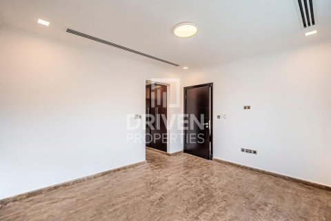 Üürile anda villa asukohaga Jumeirah Park, Dubai, AÜE: 4 magamistoaga, 739.97 m² Nr 746160 - pilt 7
