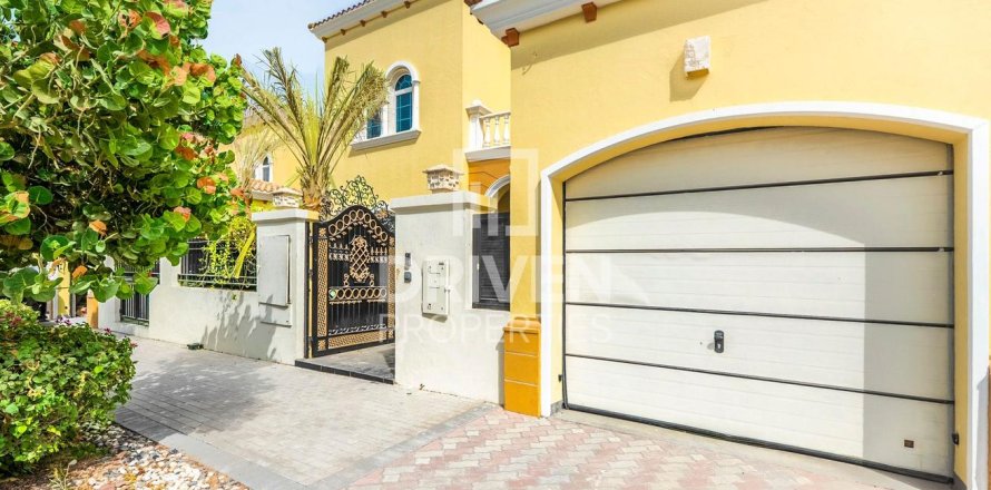 Villa asukohaga Jumeirah Park, Dubai, AÜE: 4 magamistoaga, 739.97 m² Nr 746160