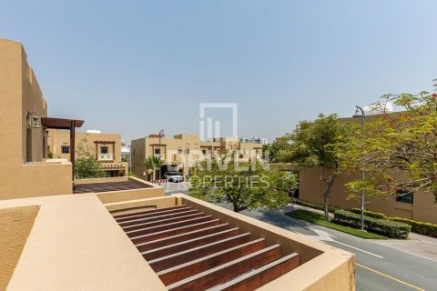 Villa para arrendamento em Al Furjan, Dubai, EAU 3 quartos, 223.99 m2 № 746161 - foto 18