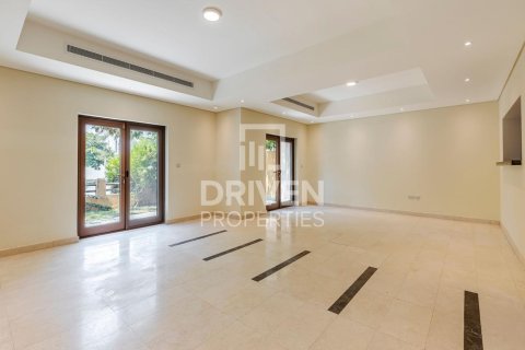 Villa para arrendamento em Al Furjan, Dubai, EAU 3 quartos, 223.99 m2 № 746161 - foto 3