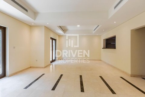Βίλα σε Al Furjan, Dubai, ΗΑΕ 3 υπνοδωμάτια, 223.99 τ.μ. Αρ. 746161