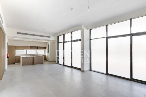 Таунхаус Al Furjan, Дубай, БАӘ-да 4 жатын бөлмелер, 480.03 м² № 746159 - фото 2