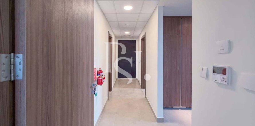 خانه شهری در Yas Island، Abu Dhabi ، امارات متحده عربی 2 خوابه ، 225 متر مربع.  شماره 716636