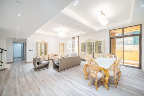 Apartman u gradu Jumeirah Beach Residence, Dubai, UAE 3 spavaće sobe, 350 m2 Br. 664789 - Slika 5