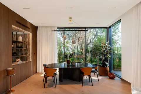 Lägenhet till försäljning i Dubai, UAE 3 sovrum, 274 kvm Nr. 660169 - fotografi 5