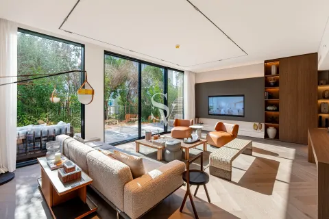 Lägenhet till försäljning i Dubai, UAE 3 sovrum, 274 kvm Nr. 660169 - fotografi 8