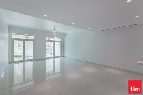 Appartement te huur in Palm Jumeirah, Dubai, VAE 2 slaapkamers, 185.5 vr.m., nr 701229 - foto 13