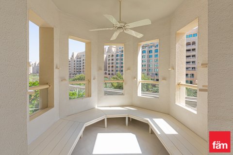 Appartement te huur in Palm Jumeirah, Dubai, VAE 2 slaapkamers, 185.5 vr.m., nr 701229 - foto 18