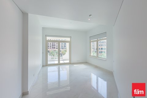Appartement te huur in Palm Jumeirah, Dubai, VAE 2 slaapkamers, 185.5 vr.m., nr 701229 - foto 24
