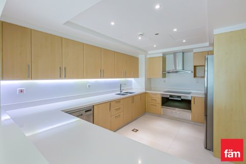 Appartement te huur in Palm Jumeirah, Dubai, VAE 2 slaapkamers, 185.5 vr.m., nr 701229 - foto 20