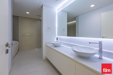 Apartman u gradu Palm Jumeirah, Dubai, UAE 2 spavaće sobe, 185.5 m2 Br. 701229 - Slika 2