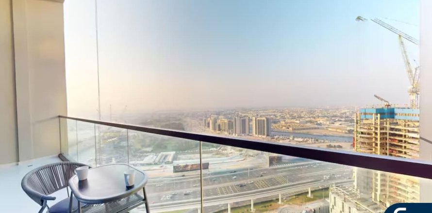 Apartament në Business Bay, Dubai, Emiratet e Bashkuara Arabe 2 dhoma gjumi, 77 m2. № 666991