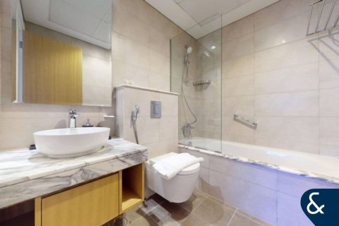 Apartament në Business Bay, Dubai, Emiratet e Bashkuara Arabe 2 dhoma gjumi, 77 m2. № 666991 - Foto 7