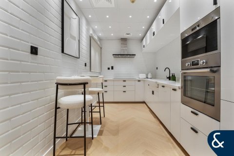 דירה למכירה ב Dubai Marina, Dubai, איחוד האמירויות  4 חדרי שינה, 224 מ"ר, מספר 666990 - תמונה 5