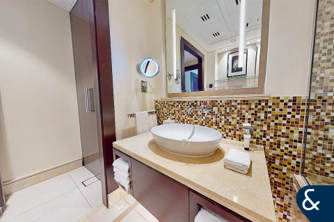 Appartamento in vendita a Downtown Dubai (Downtown Burj Dubai), Dubai, EAU 1 camera da letto, 69 mq. № 666992 - foto 12