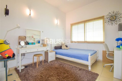 Villa in Jumeirah Village Circle, Dubai, UAE 3 bedrooms, 330 sq.m. № 625715 - photo 5