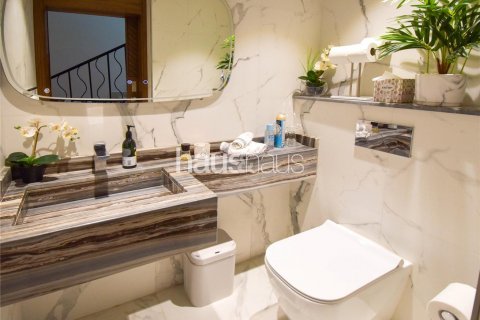 Villa in Jumeirah Village Circle, Dubai, UAE 3 bedrooms, 330 sq.m. № 625715 - photo 20