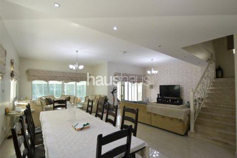 ویلا برای فروش در  Jumeirah Village Circle، Dubai، امارات متحده عربی  4 خوابه ، 340 متر مربع ، شماره 625717 - تصویر 2