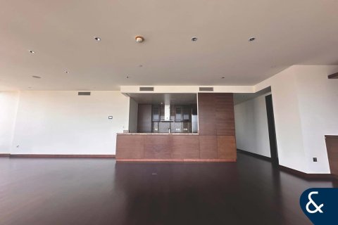 Appartamento in affitto a Downtown Dubai (Downtown Burj Dubai), Dubai, EAU 3 camere da letto, 217 mq. № 698534 - foto 1