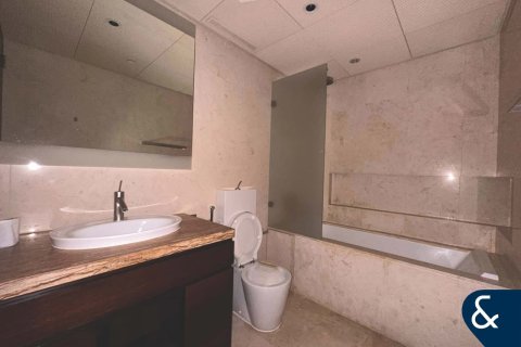 Appartamento in affitto a Downtown Dubai (Downtown Burj Dubai), Dubai, EAU 3 camere da letto, 217 mq. № 698534 - foto 22