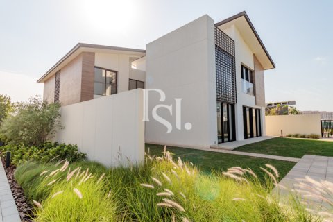 Villa on the Saadiyat Island, Abu Dhabi, UAE 5 bedrooms, 545 sq.m. № 716317 - photo 19