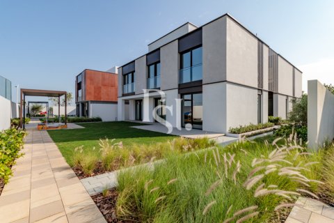 Villa on the Saadiyat Island, Abu Dhabi, UAE 5 bedrooms, 545 sq.m. № 716317 - photo 18