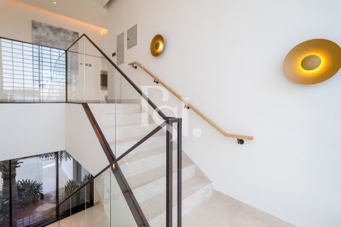 Villa on the Saadiyat Island, Abu Dhabi, UAE 5 bedrooms, 545 sq.m. № 716317 - photo 17
